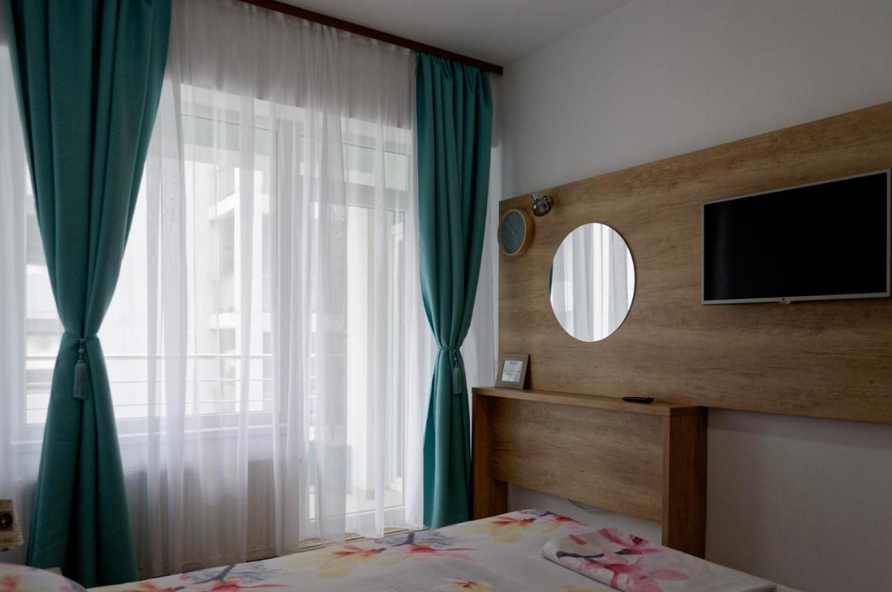 Apartament Ema Summerland Apartment Мамая Екстериор снимка